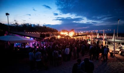 Immagine News - grande-successo-per-il-festival-beaches-brew-dellhana-bi