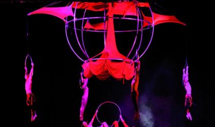 Immagine News - le-fabulose-acrobazie-aeree-dei-sonics-al-teatro-masini-sabato-28