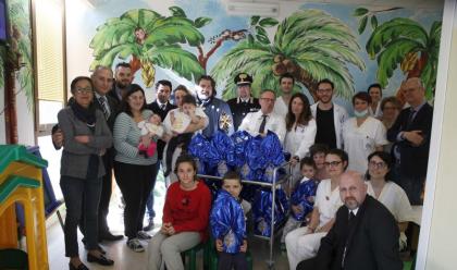 Immagine News - sorrisi-di-cioccolato-in-pediatria-grazie-al-sacro-militare-ordine-costantiniano-di-san-giorgio