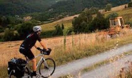 Immagine News - gioved-29-il-tour-fico-bike-fa-tappa-in-romagna-tra-i-vigneti-di-castel-bolognese-e-imola