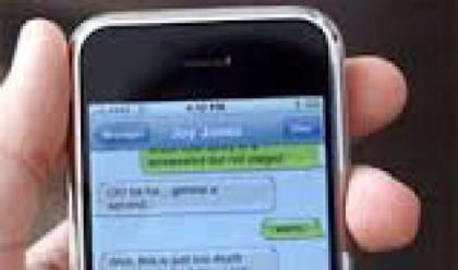 Immagine News - faenza-100-sms-al-giorno-per-minacciare-la-ex-fidanzata-denunciato