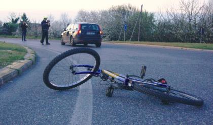 Immagine News - russi-ciclista-travolto-da-unauto-e-in-gravi-condizioni