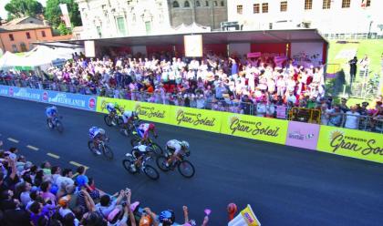 Immagine News - ciclismo-gli-ultimi-vincitori-di-una-tappa-furono-petacchi-e-cavendish-tutte-le-curiosit-del-giro-a-ravenna