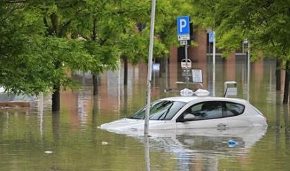 Immagine News - alluvione-in-romagna-il-commissario-figliuolo-eroga-i-primi-37-milioni-di-euro-per-i-comuni