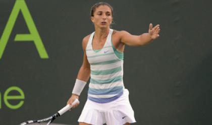 Immagine News - tennis--la-sharapova-stoppa-di-nuovo-sara-errani
